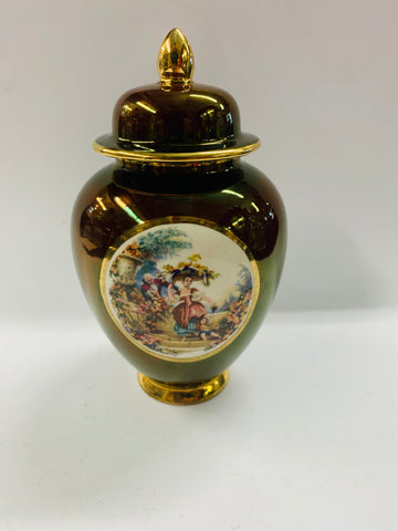 Carltonware Rouge Royale lidded pot